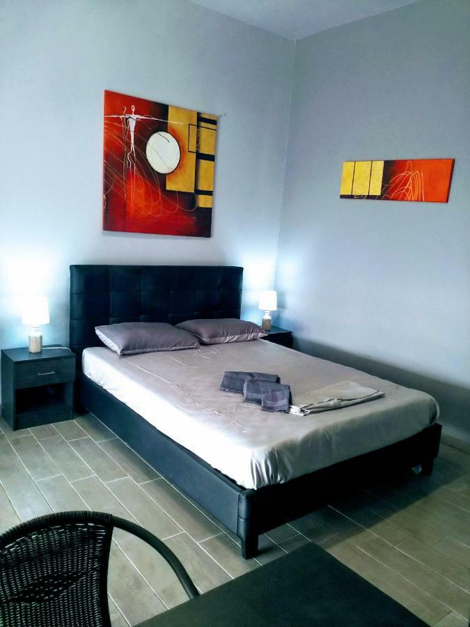 New Seafront Studio Affittacamere Anavyssos Esterno foto