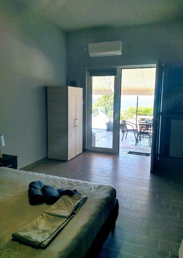 New Seafront Studio Affittacamere Anavyssos Esterno foto